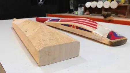 The Making Of A Fantail Cricket Bat - YouTube